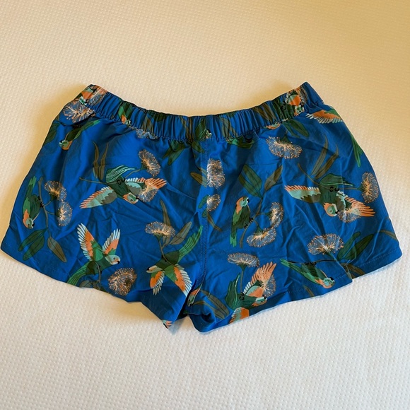 Patagonia Barely Baggies 2.5” Women's Shorts - Picture 2 of 6